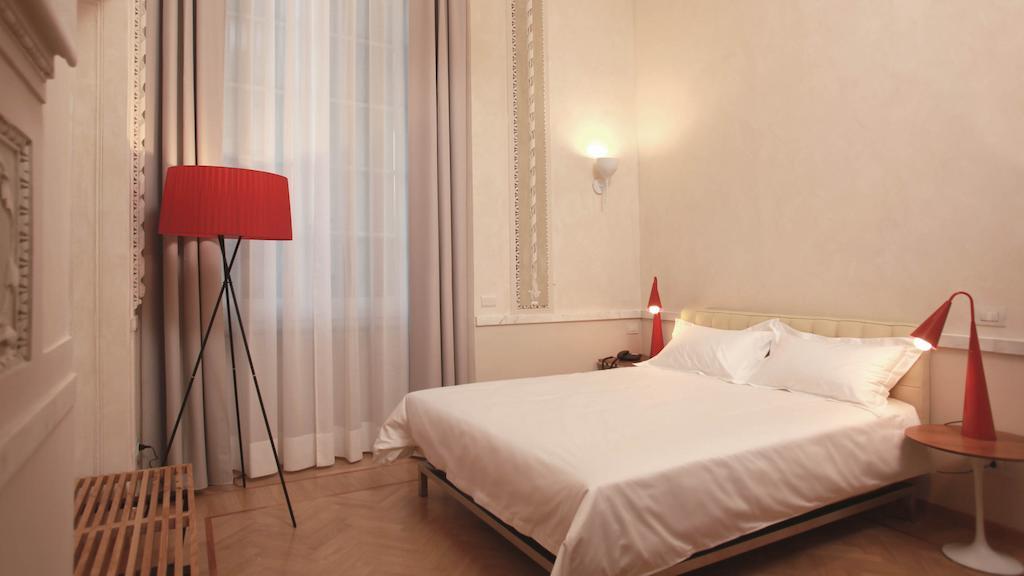 Hotel Le Nuvole Residenza D'Epoca Genoa Bilik gambar